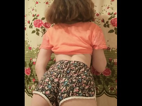 ❤️ Seksega juna bebo demetas sian pantalonon ĉe fotilo ️❌ Seksofilmeto ĉe ni ❌