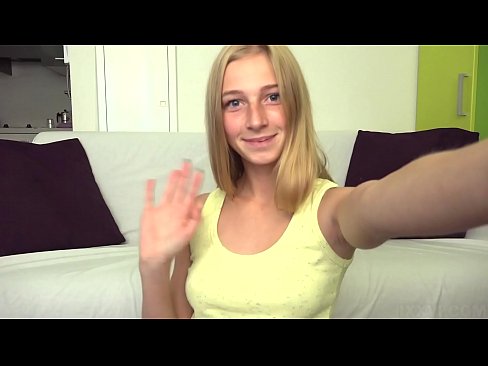 ❤️ Kiam mi enuas, mi pigre masturbas mian rozkoloran kuzon ️❌ Seksofilmeto ĉe ni ❌